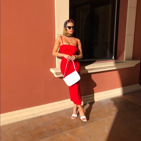 Meet your Posher, Amanda - Picture 10 of 13